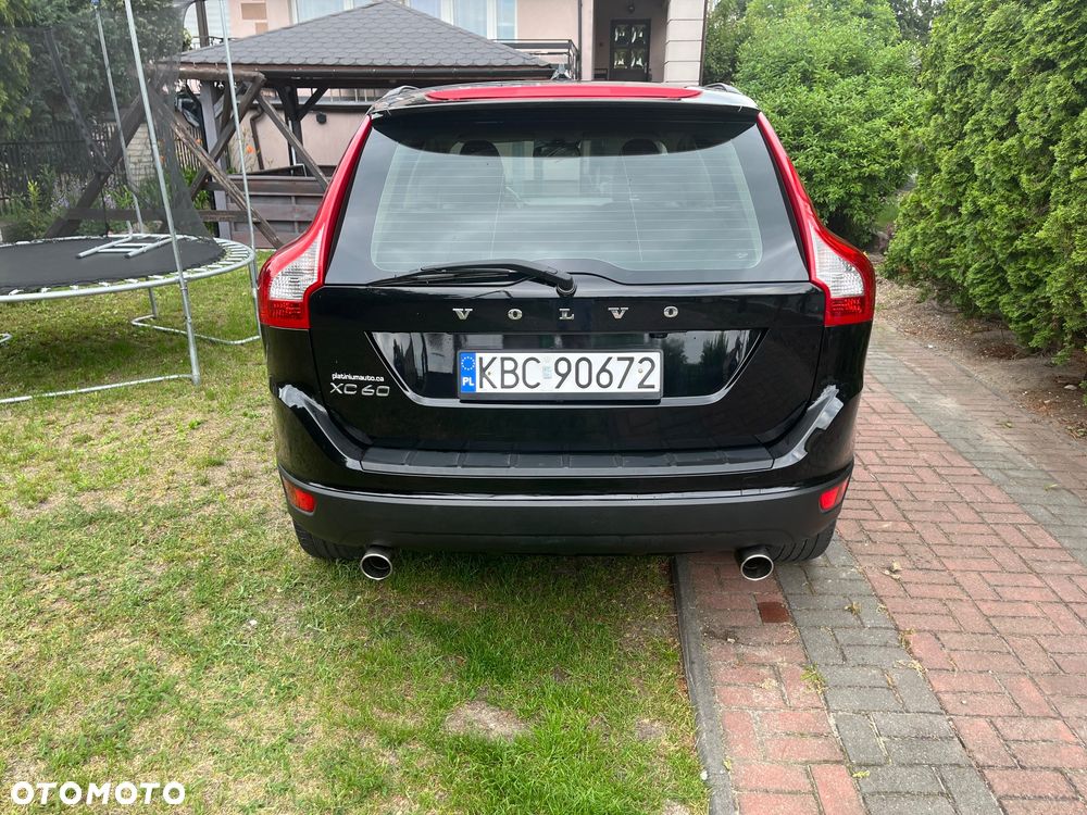 Volvo XC 60 3.2 AWD RDesign - 6