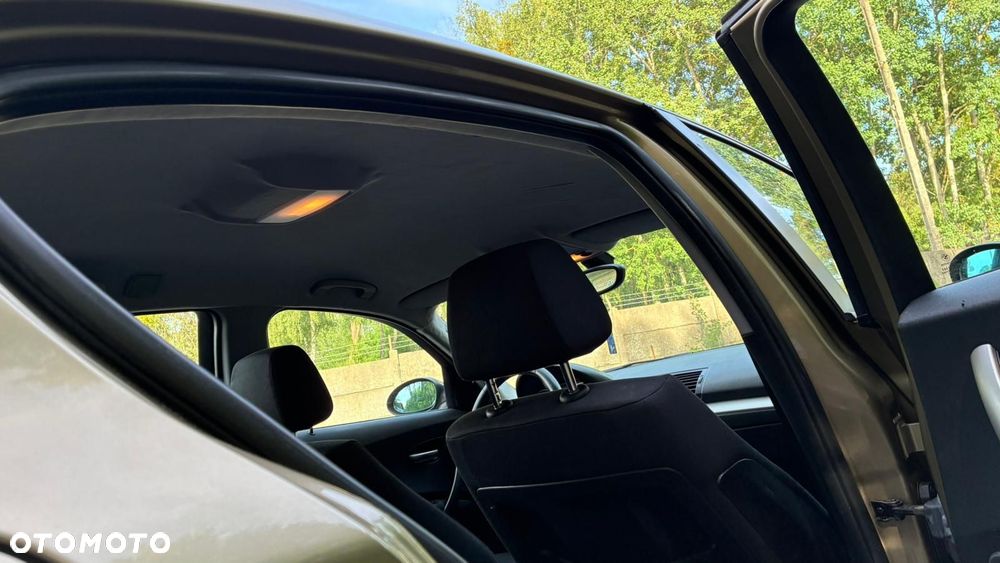BMW Seria 1 118i - 14