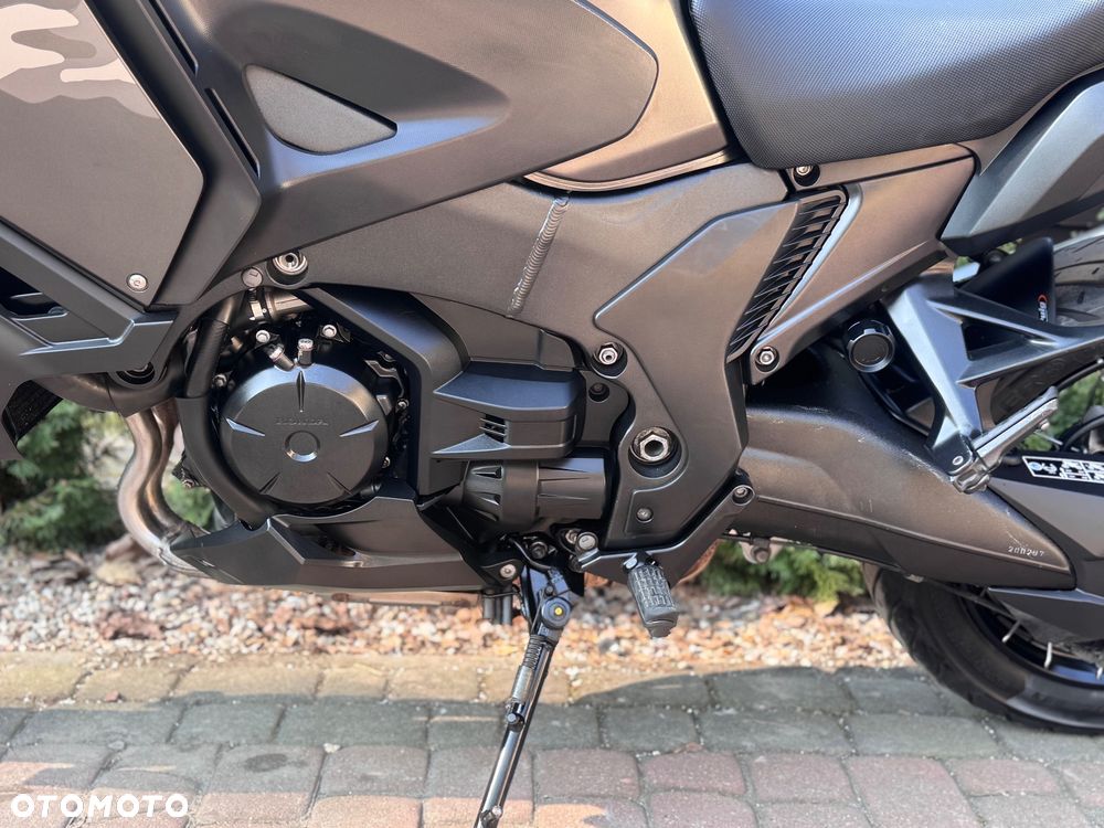 Honda VFR - 20