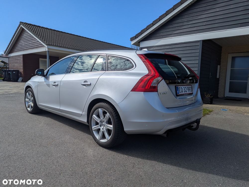 Volvo V60 D3 Momentum - 2