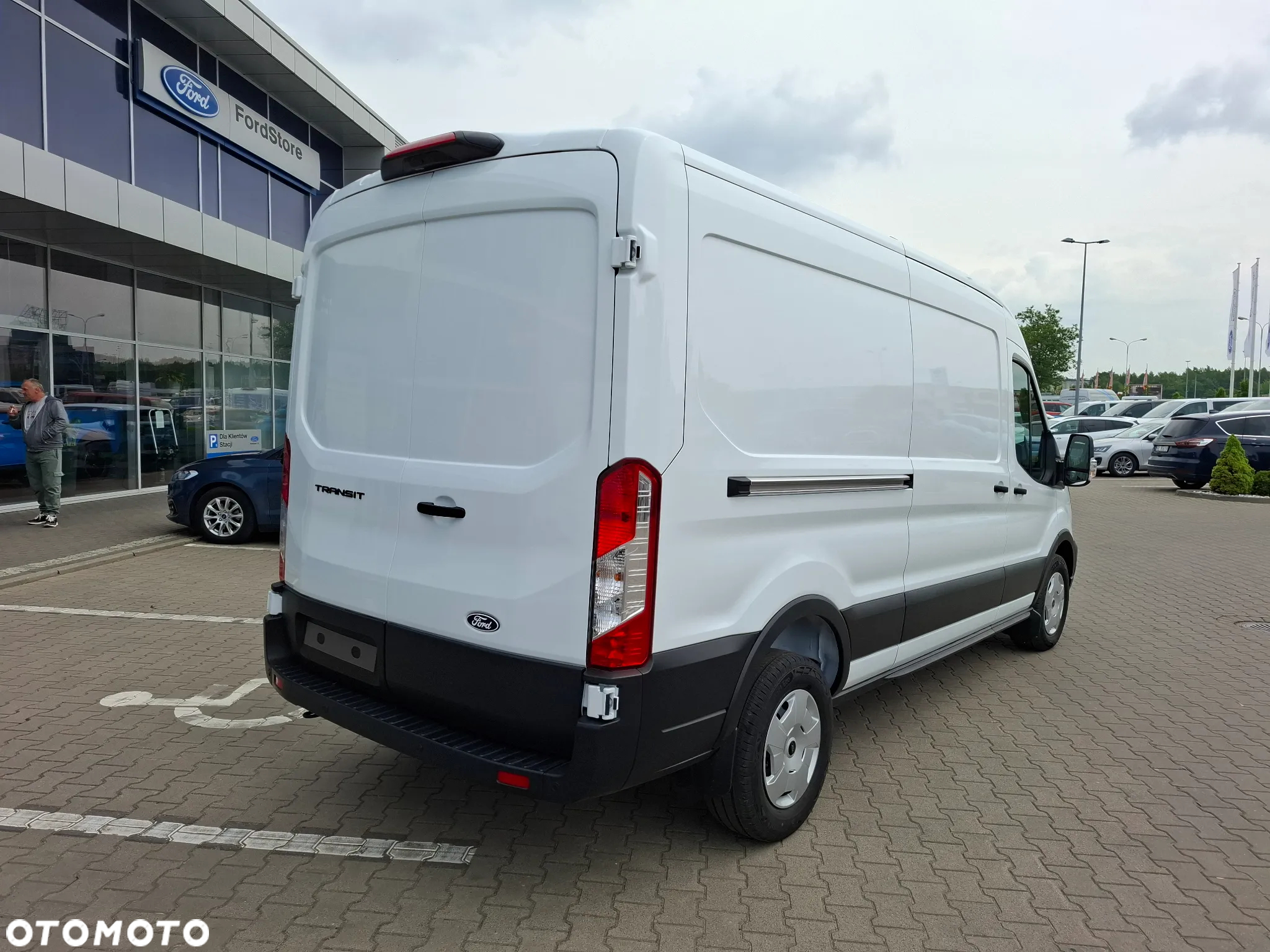 Ford Transit - 3