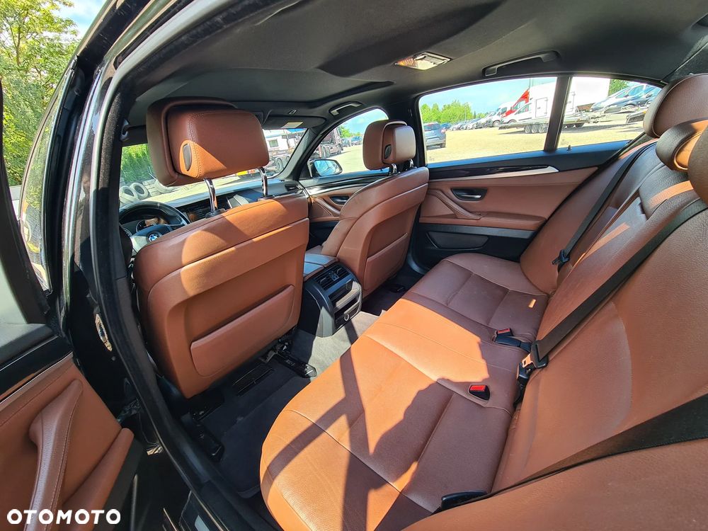 BMW Seria 5 - 35
