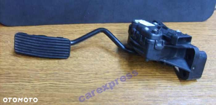 ASTRA H III PEDAŁ GAZU Z POTENCJOMETREM 9158011 - 1