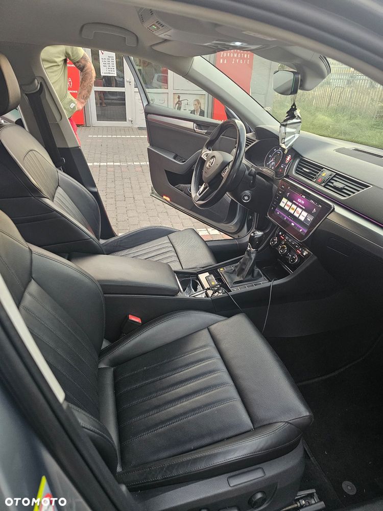Skoda Superb 2.0 TDI Style - 16