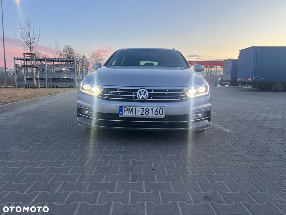 Volkswagen Passat - 2