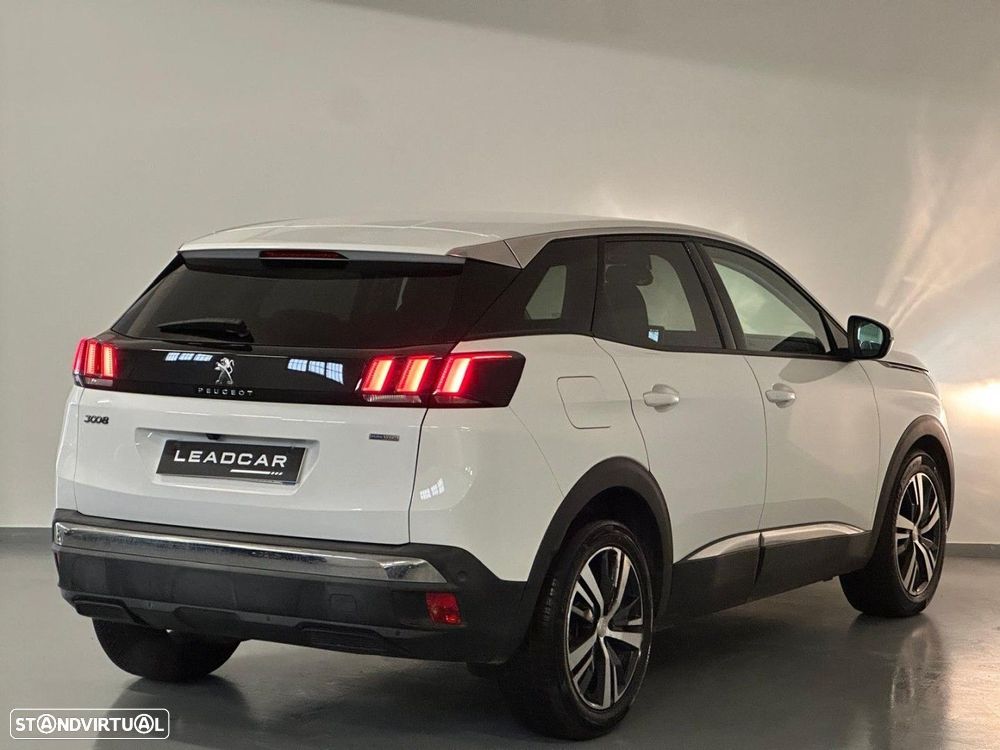 Peugeot 3008 1.2 PureTech Allure EAT6 - 4