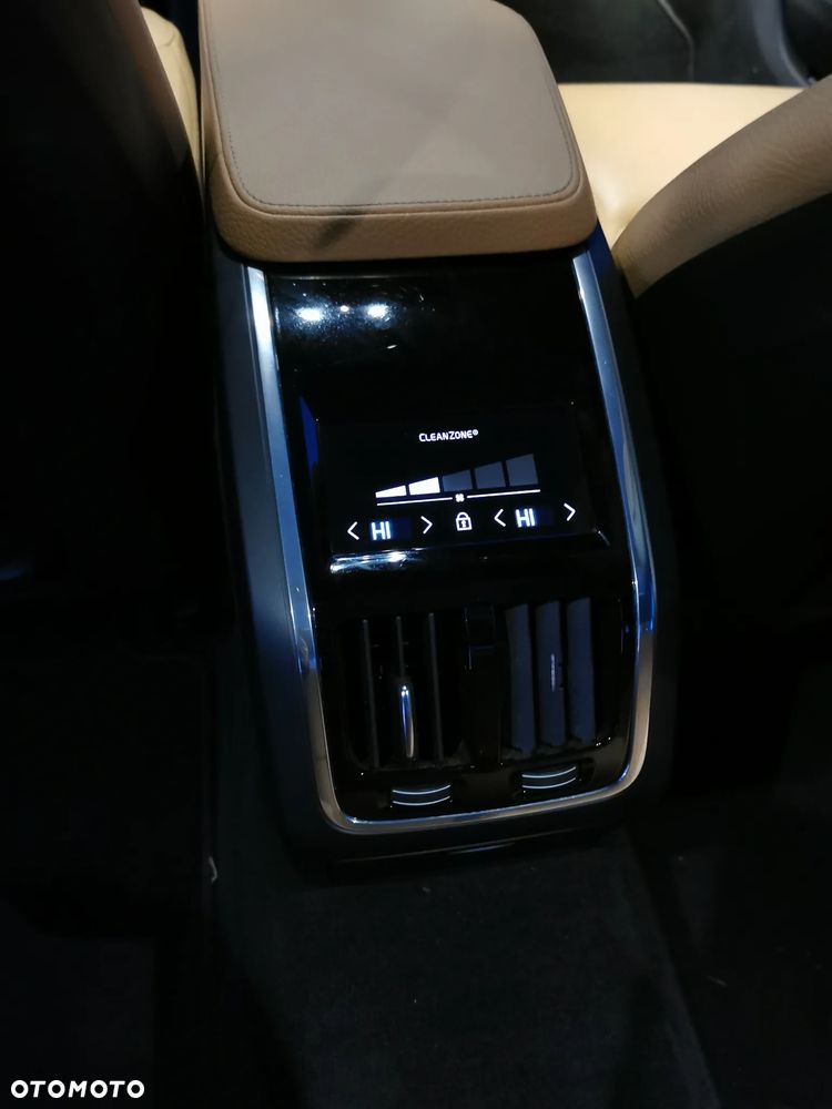 Volvo S90 T5 Momentum - 30