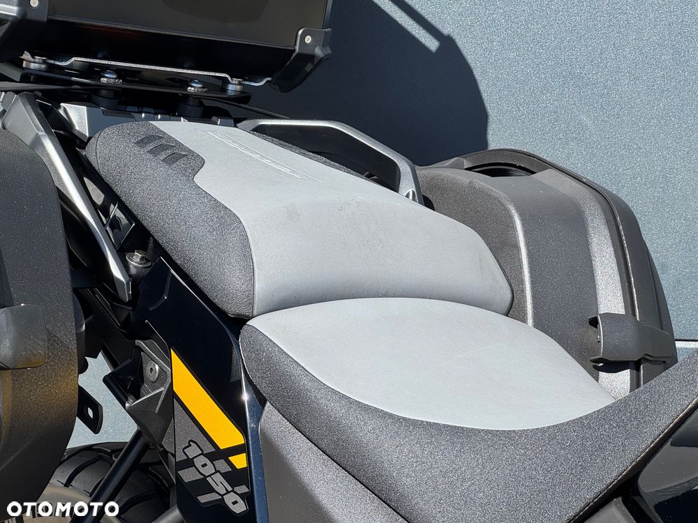 Suzuki V-STROM - 18