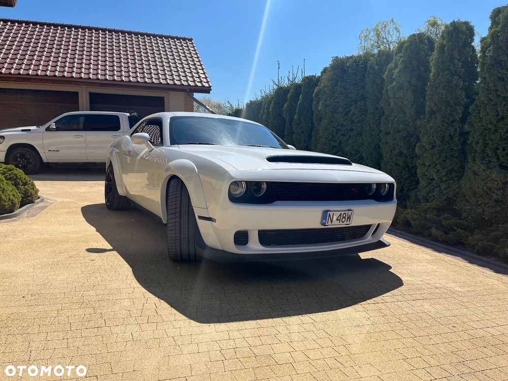 Dodge Challenger 5.7 R/T - 21