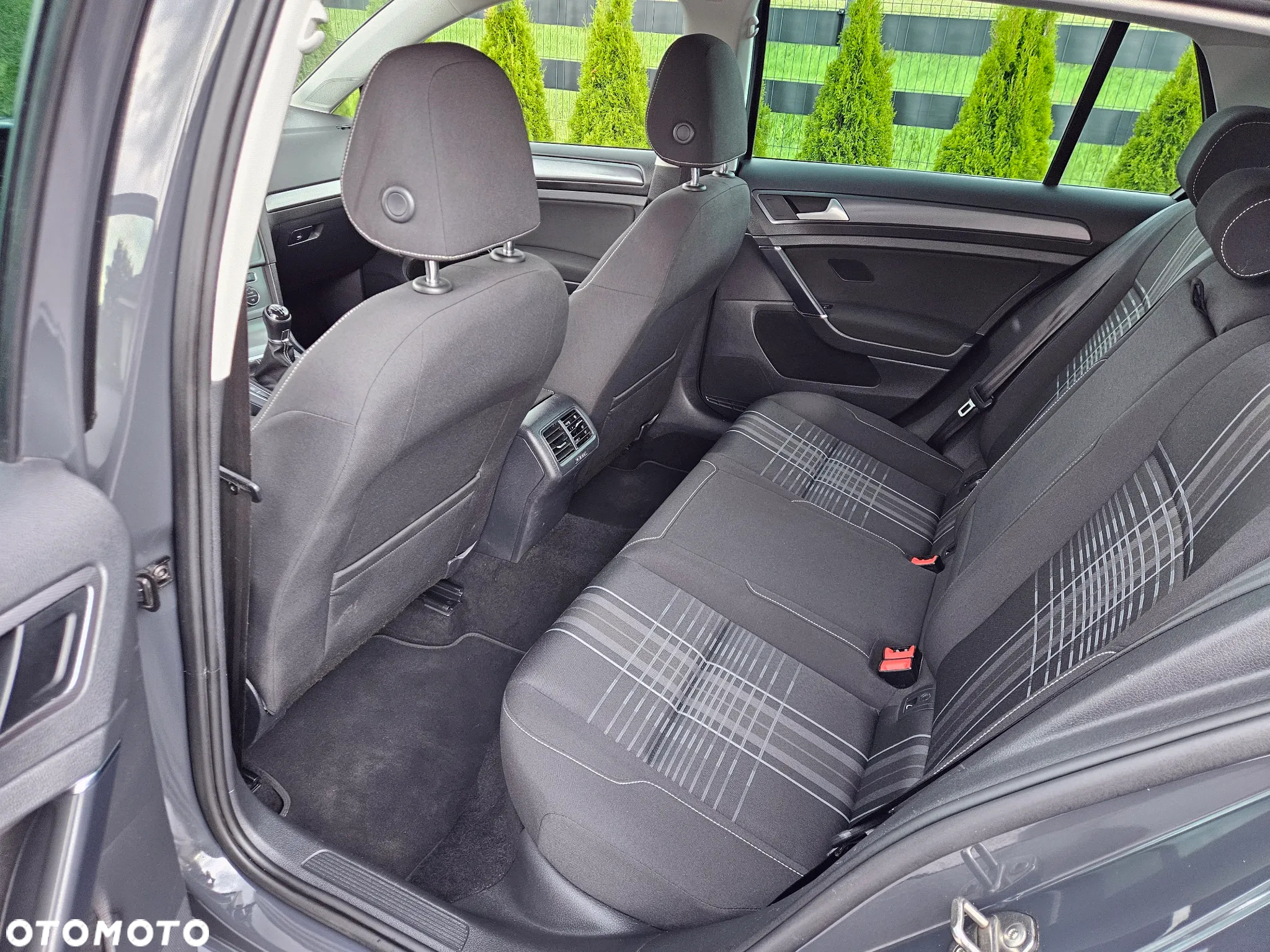 Volkswagen Golf 1.2 TSI BlueMotion Technology Lounge - 17