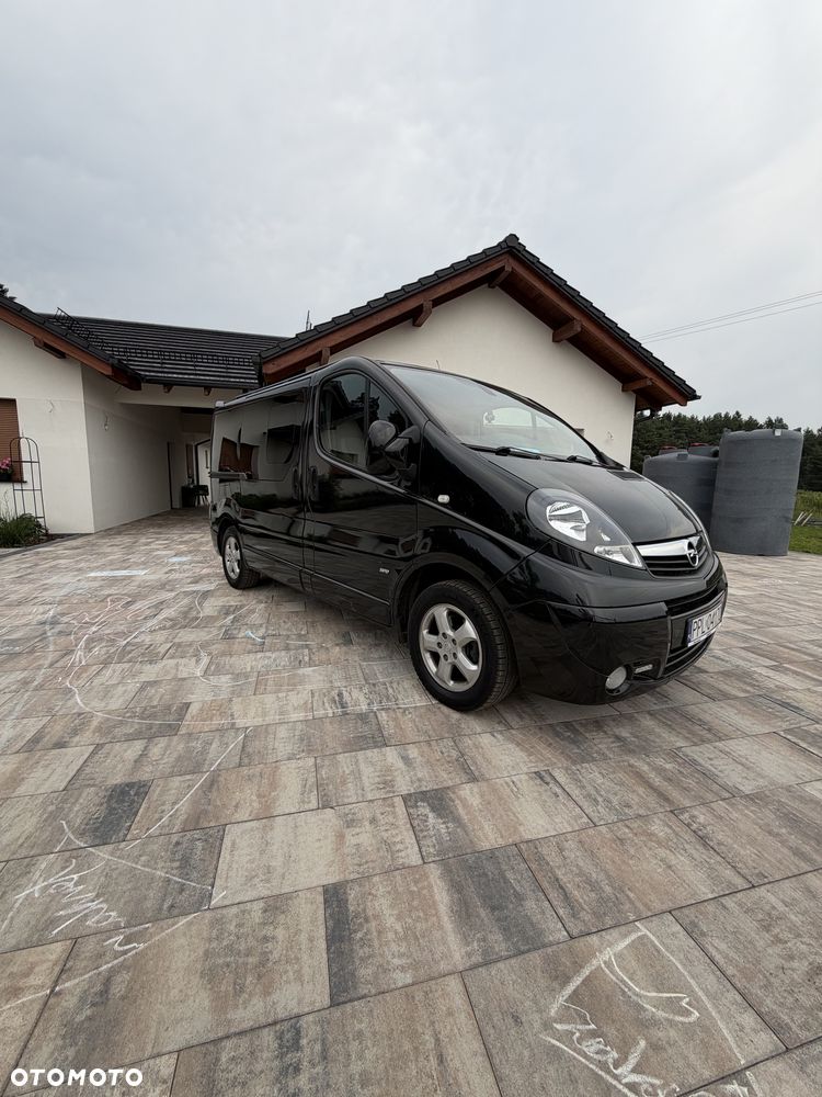 Opel Vivaro - 1