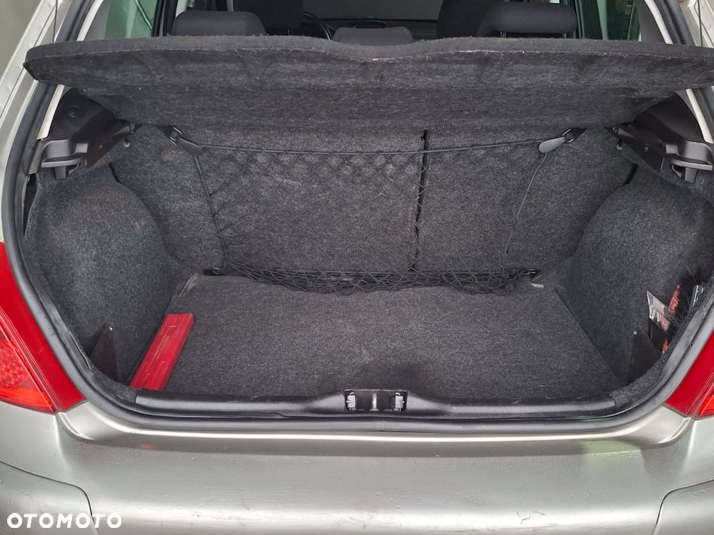 Peugeot 307 HDi 110 Premium - 8