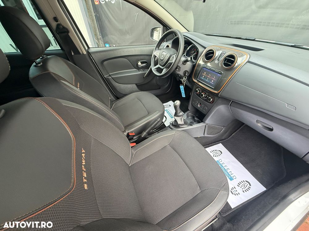 Dacia Sandero Stepway TCe 90 Prestige - 10