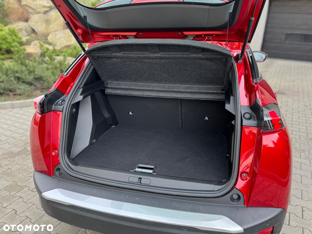 Peugeot 2008 1.5 BlueHDi Allure Pack S&S - 9