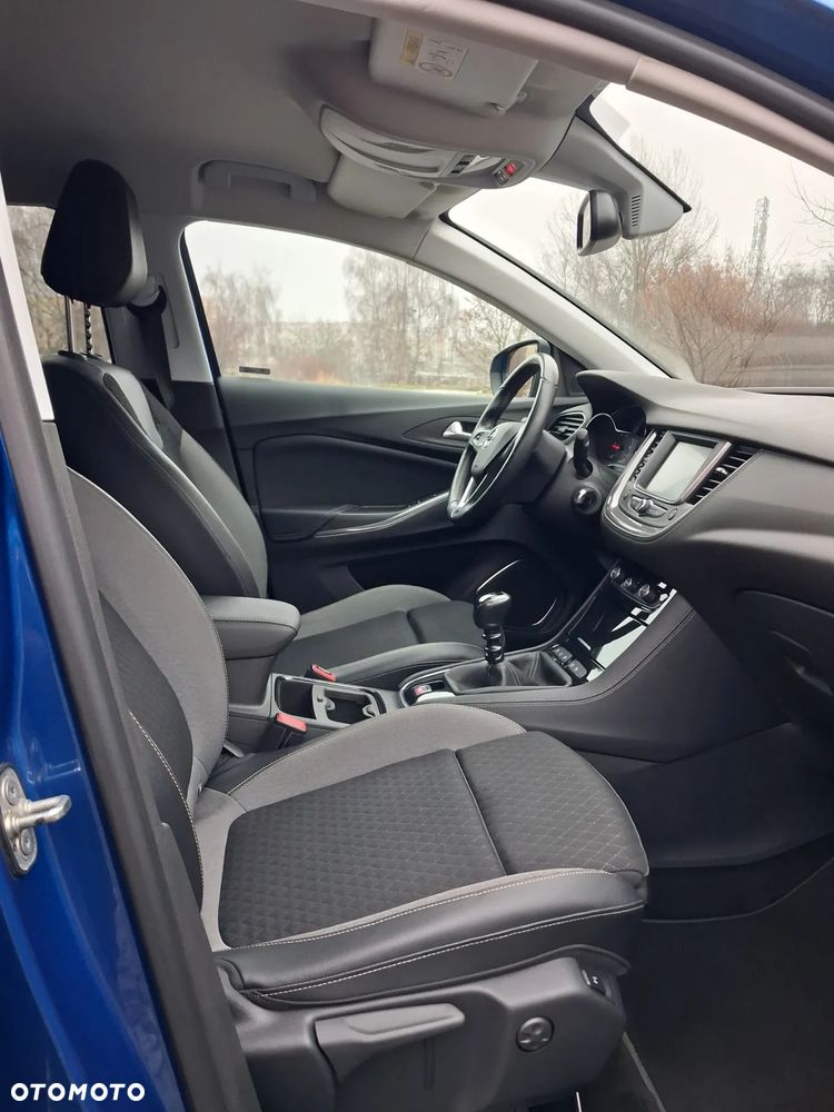 Opel Grandland X - 15
