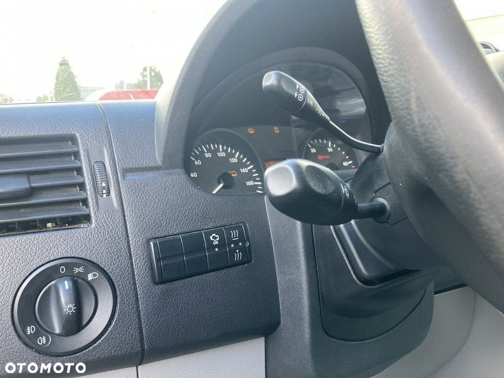 Mercedes-Benz Sprinter - 20