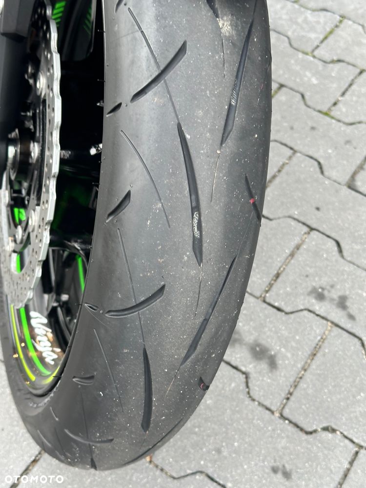 Kawasaki Ninja - 17
