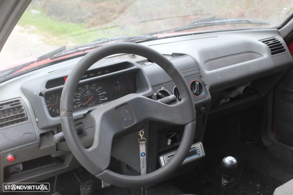 Peugeot 205 - 5