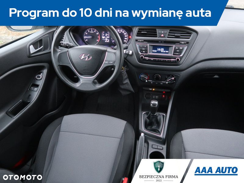 Hyundai i20 - 8
