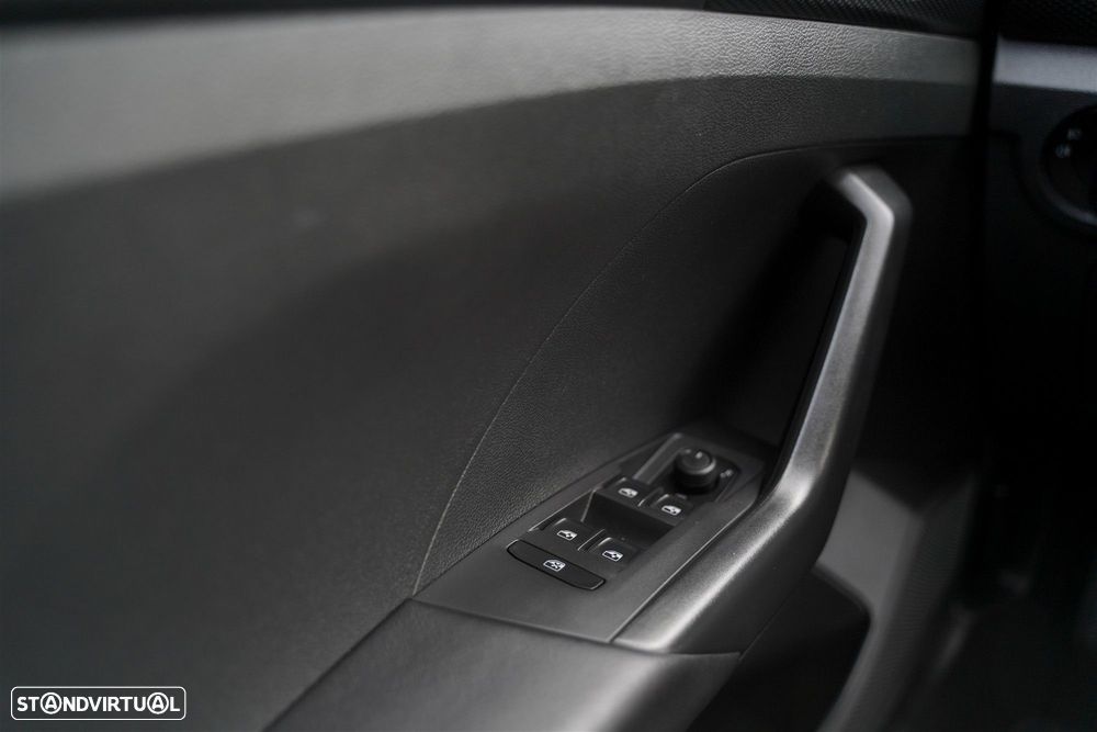 VW T-Cross 1.0 TSI BlackStyle - 17