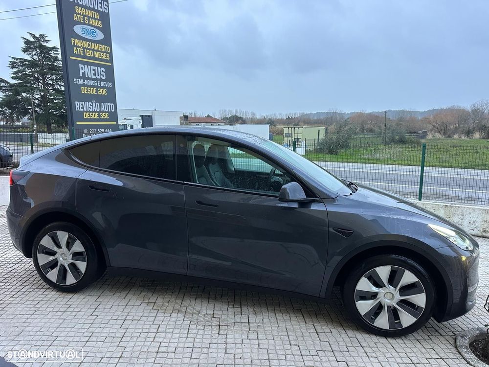 Tesla Model Y Long Range Tração Integral - 19