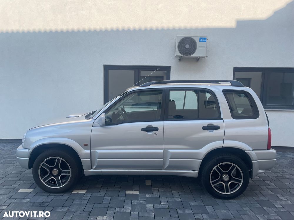 Suzuki Grand Vitara 2.0 TD A/C - 9