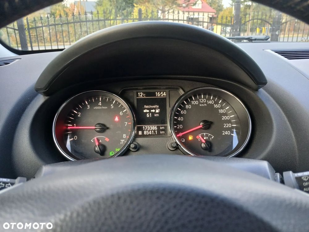 Nissan Qashqai+2 2.0 Tekna - 26