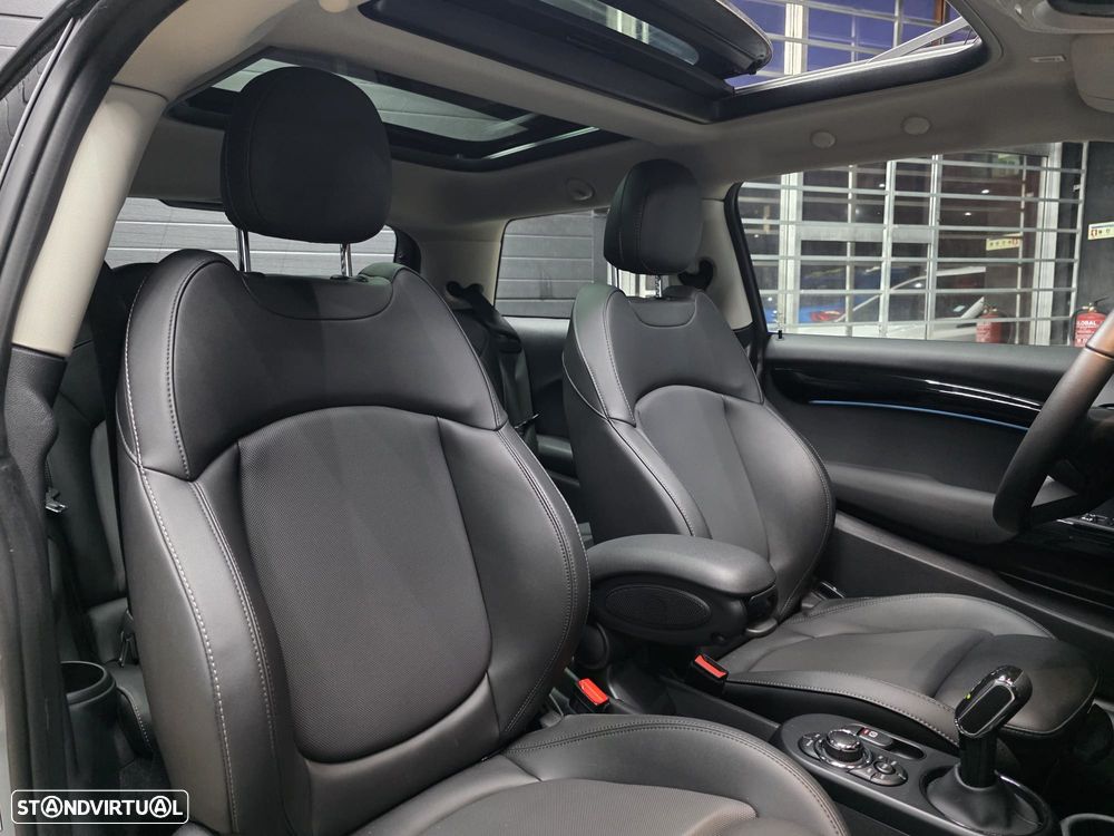 MINI 3 Portas Cooper SE Premium Extra Essential - 46
