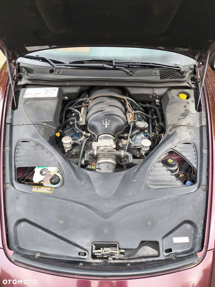 Maserati Quattroporte - 3