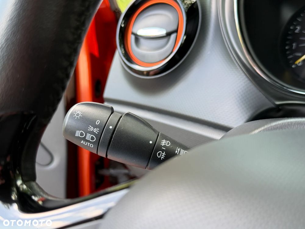 Renault Captur ENERGY dCi 90 Start&Stop Luxe - 37