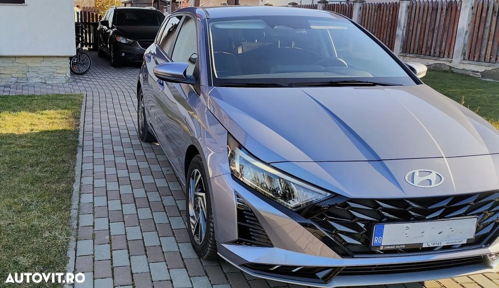 Hyundai i20 1.2 L 79CP 5DR Led Line - 8