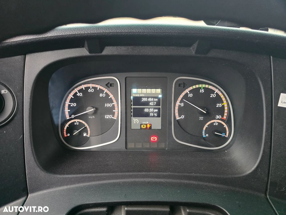 Mercedes-Benz ATEGO - 10