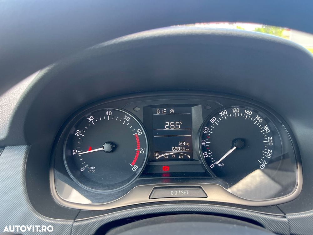 Skoda Fabia 1.0 MPI Avantaj - 8