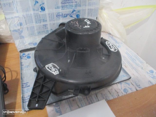 Motor Sofagem 6R1819015A  AUDI A1 SPORTBACK 8X FASE 2  2017 1.6TDI 115CV 5P PRETO - 3