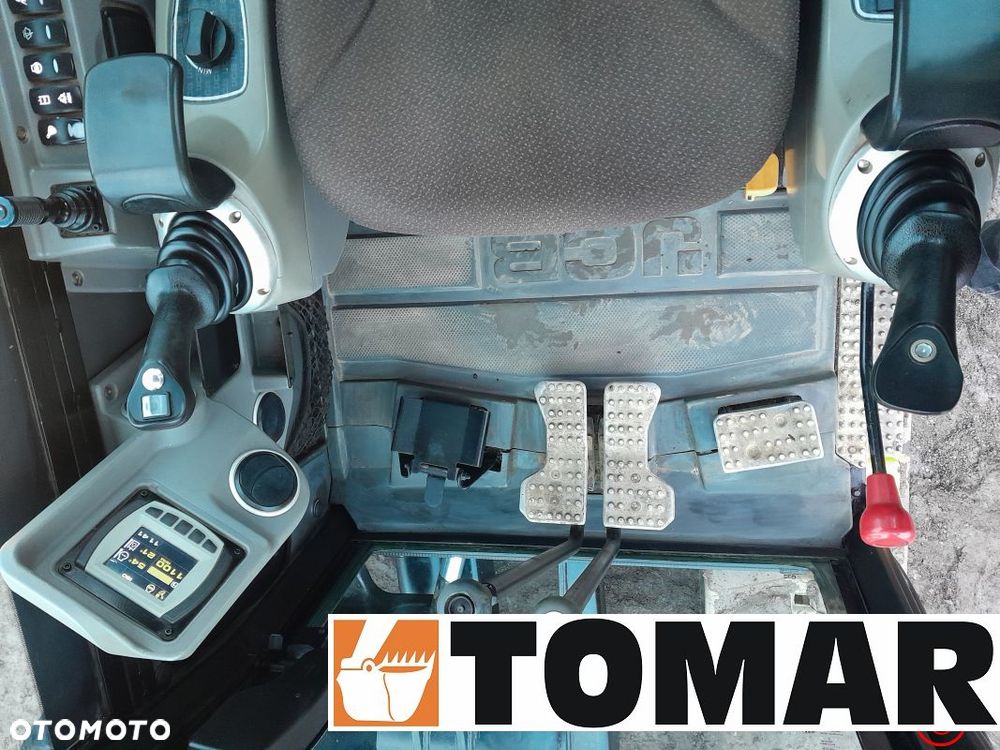 JCB 86C-1 2015R - 24