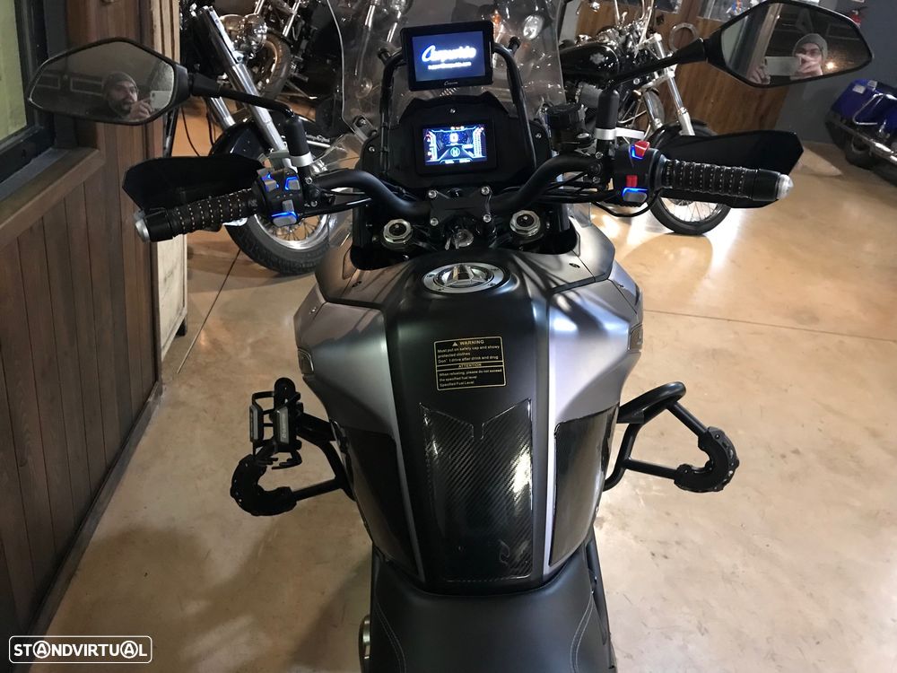 QJ Motor SRT 700 Muitos Extras. GPS. Poucos kms. - 3