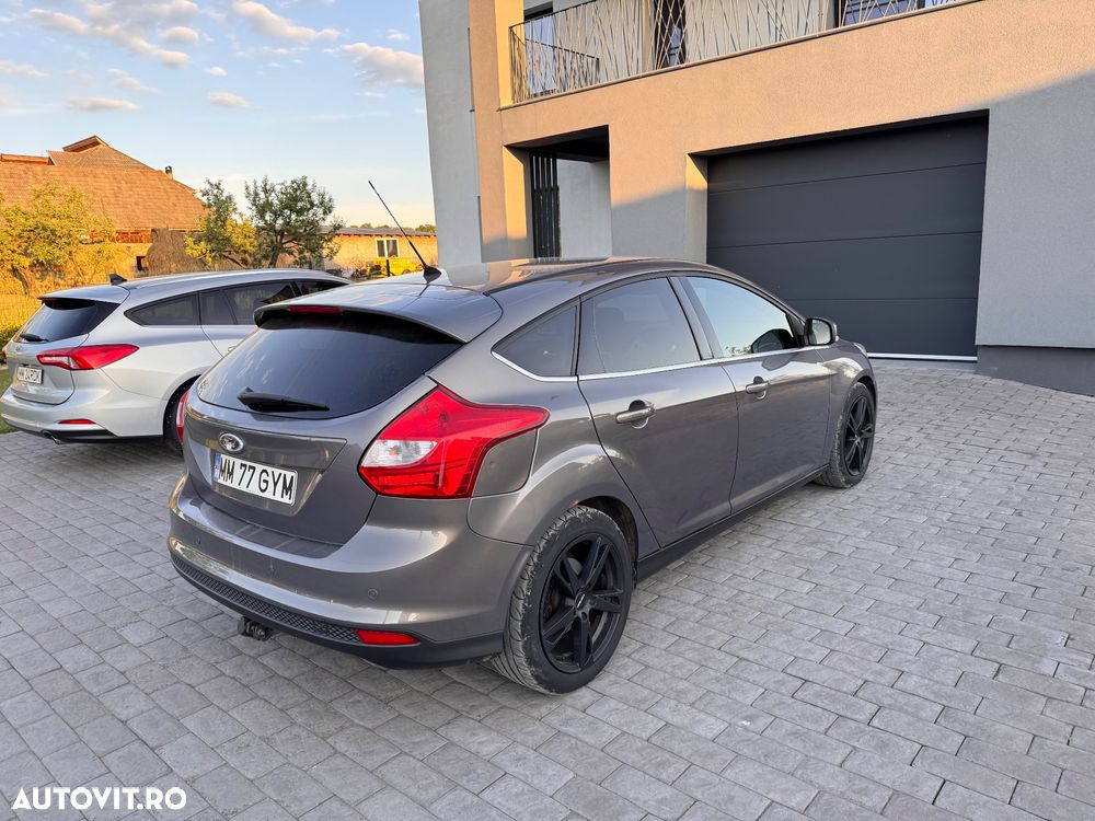 Ford Focus 1.6 TDCi DPF Titanium - 5