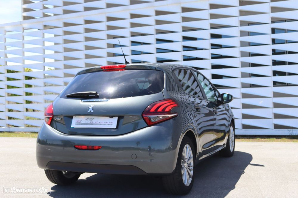 Peugeot 208 1.6 BlueHDi Style - 9