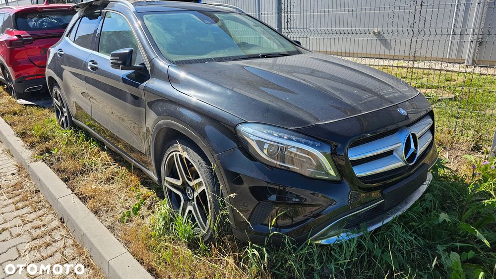 Mercedes-Benz GLA 200 (CDI) d - 21
