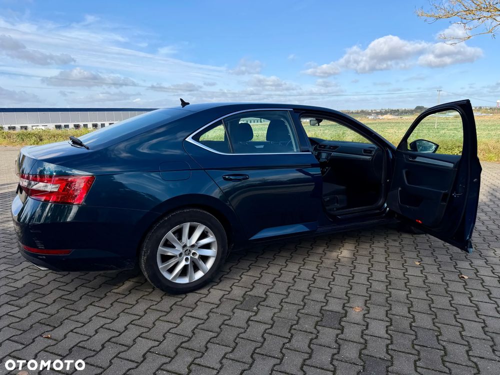 Skoda Superb - 19