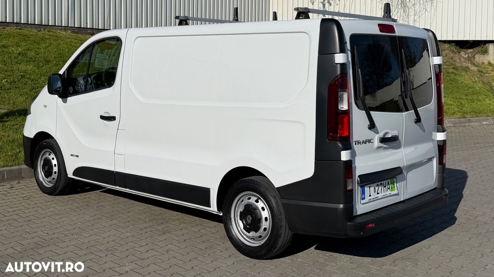 Renault Trafic ENERGY Start & Stop Combi L1H1 Expression - 4