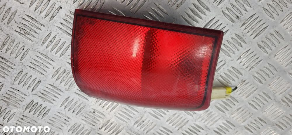 Nissan Terrano II Lampa Tylna Prawa - 1