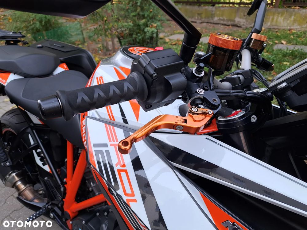 KTM Super Duke - 18