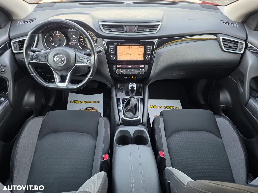 Nissan Qashqai 1.5 DCI DCT N-CONNECTA - 9