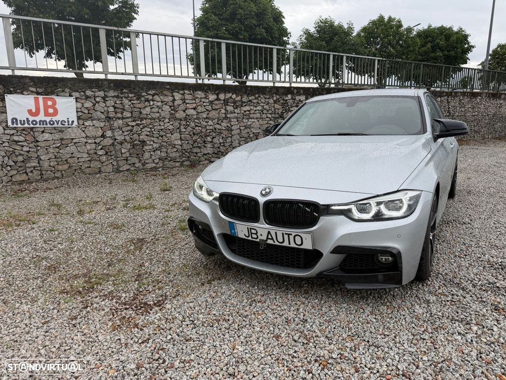 BMW 330 e iPerformance Pack M - 2