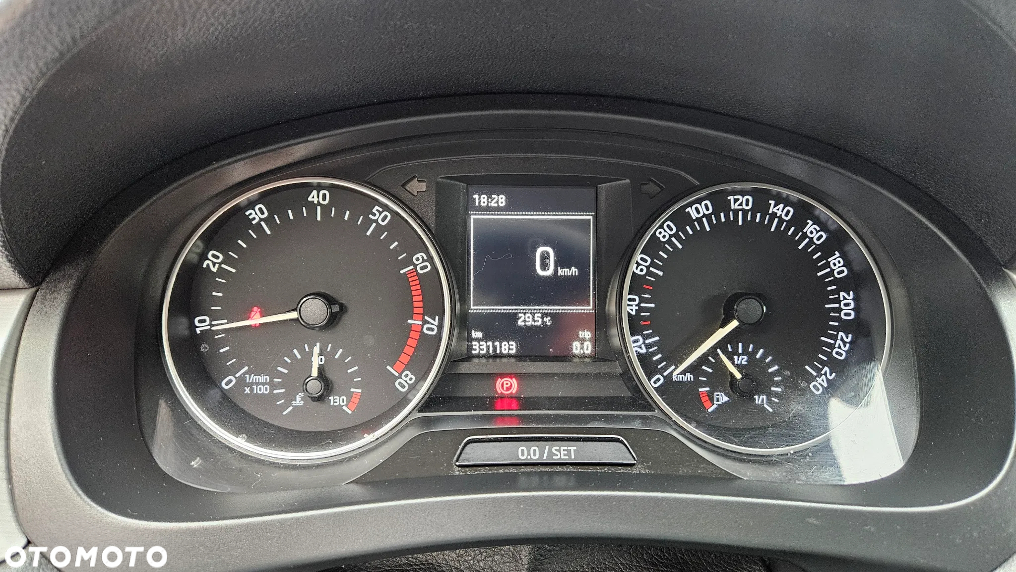 Skoda RAPID 1.2 TSI Ambition - 20
