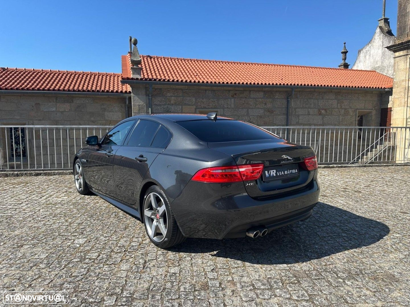 Jaguar XE 2.0 D R-Sport Aut. - 29