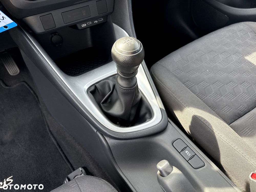 Toyota Yaris 1.5 Active - 15