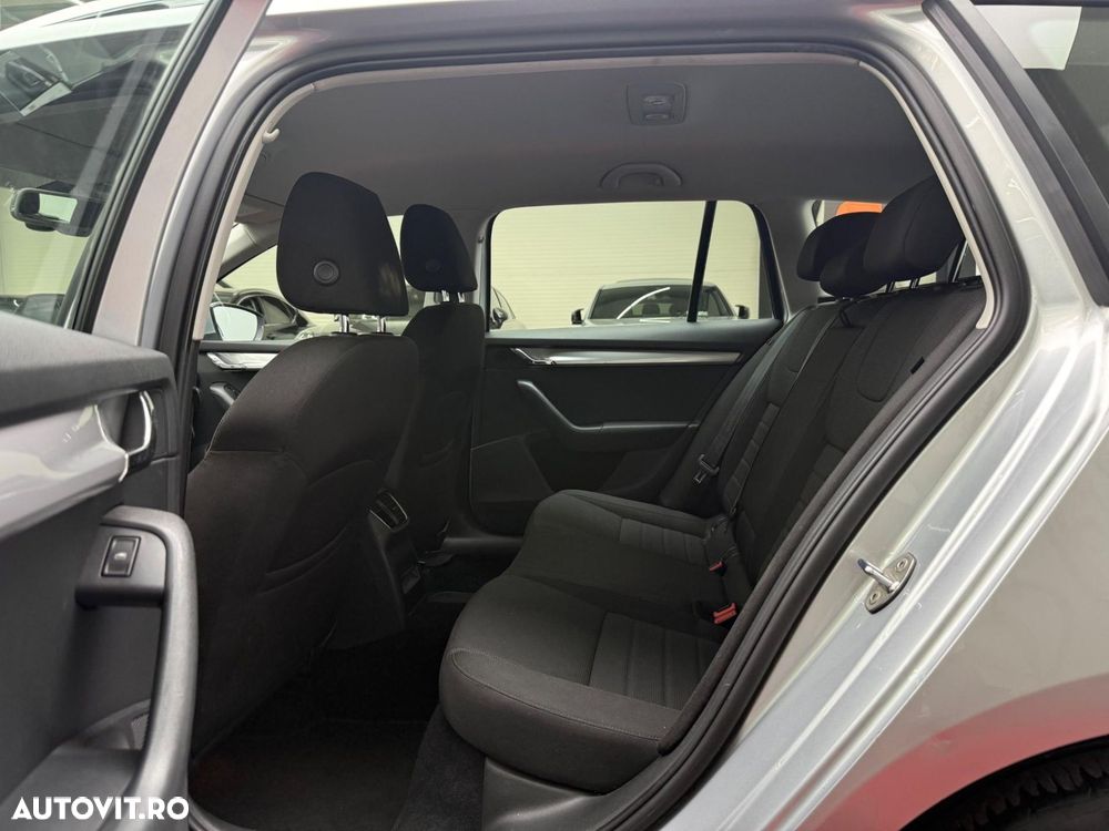 Skoda Octavia 1.4 TSI ELEGANCE - 11