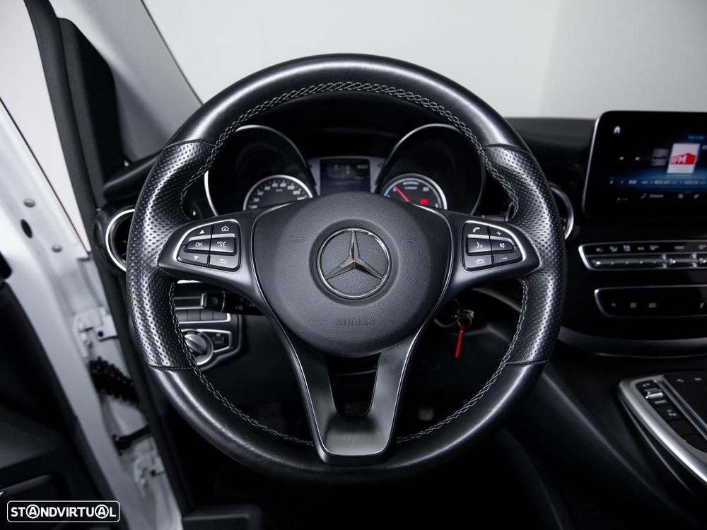 Mercedes-Benz EQV 300 Longa - 18